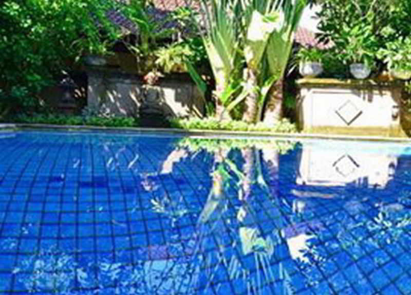 Flamboyan Hotel Kuta  Exterior photo
